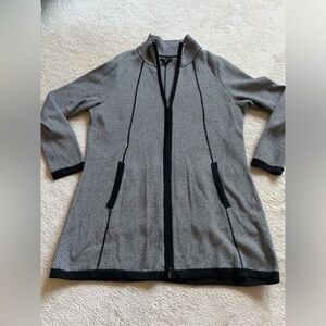 Adrienne Vittadini Zippered Sweater Size 1X